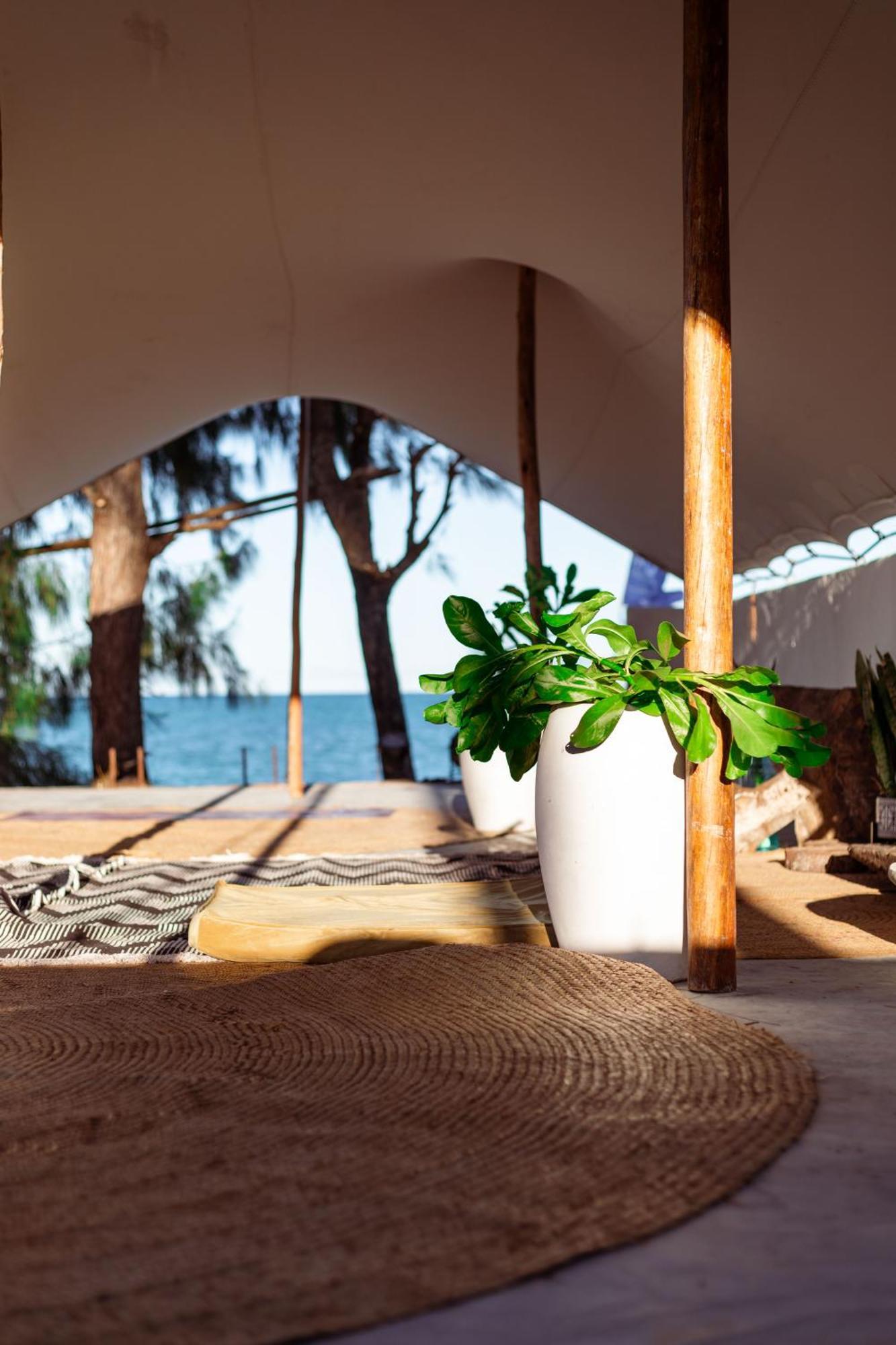 B4 Beach Club Paje Ngoại thất bức ảnh
