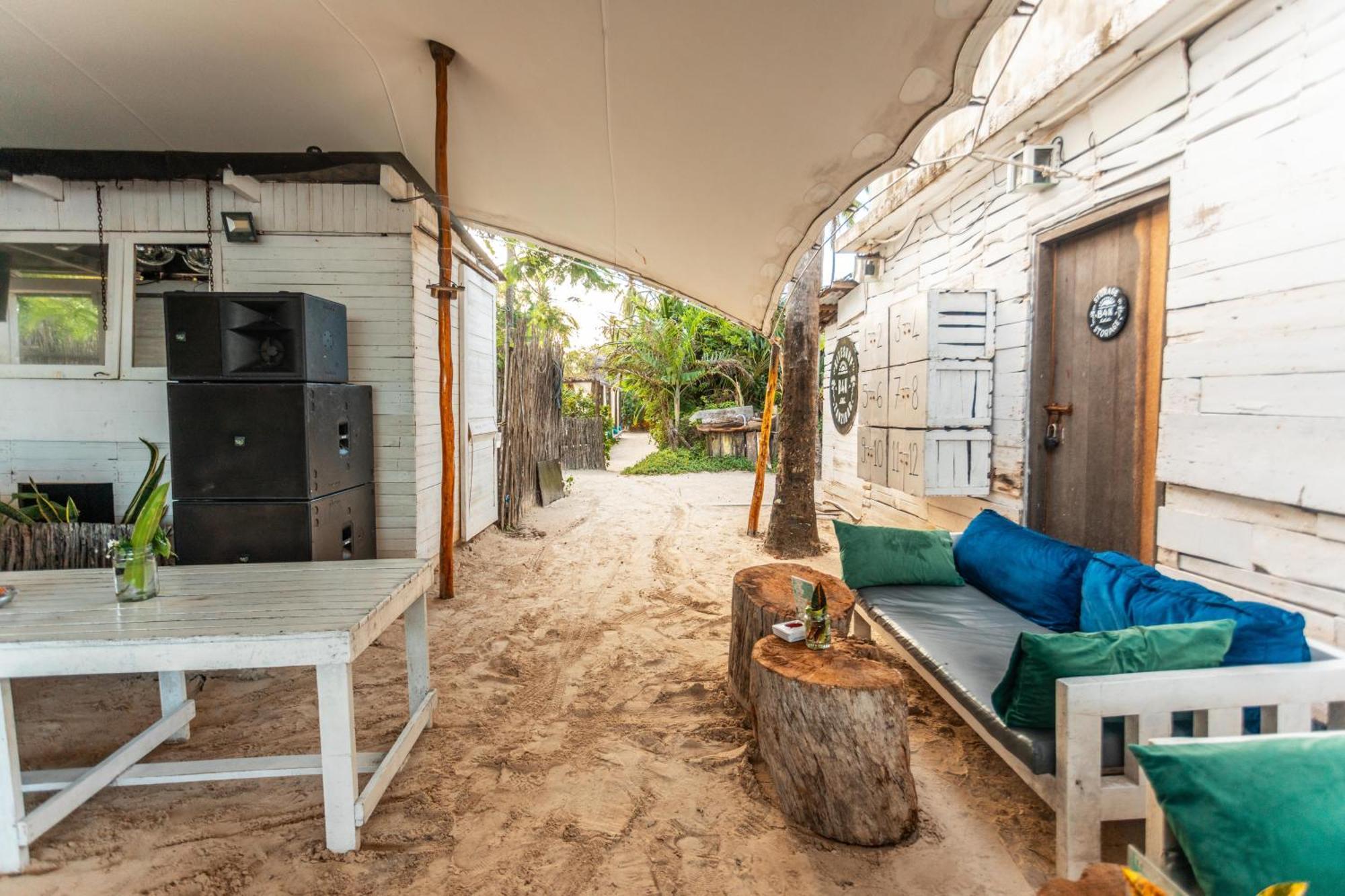 B4 Beach Club Paje Ngoại thất bức ảnh