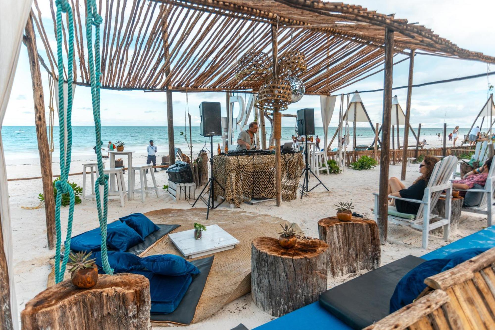 B4 Beach Club Paje Ngoại thất bức ảnh